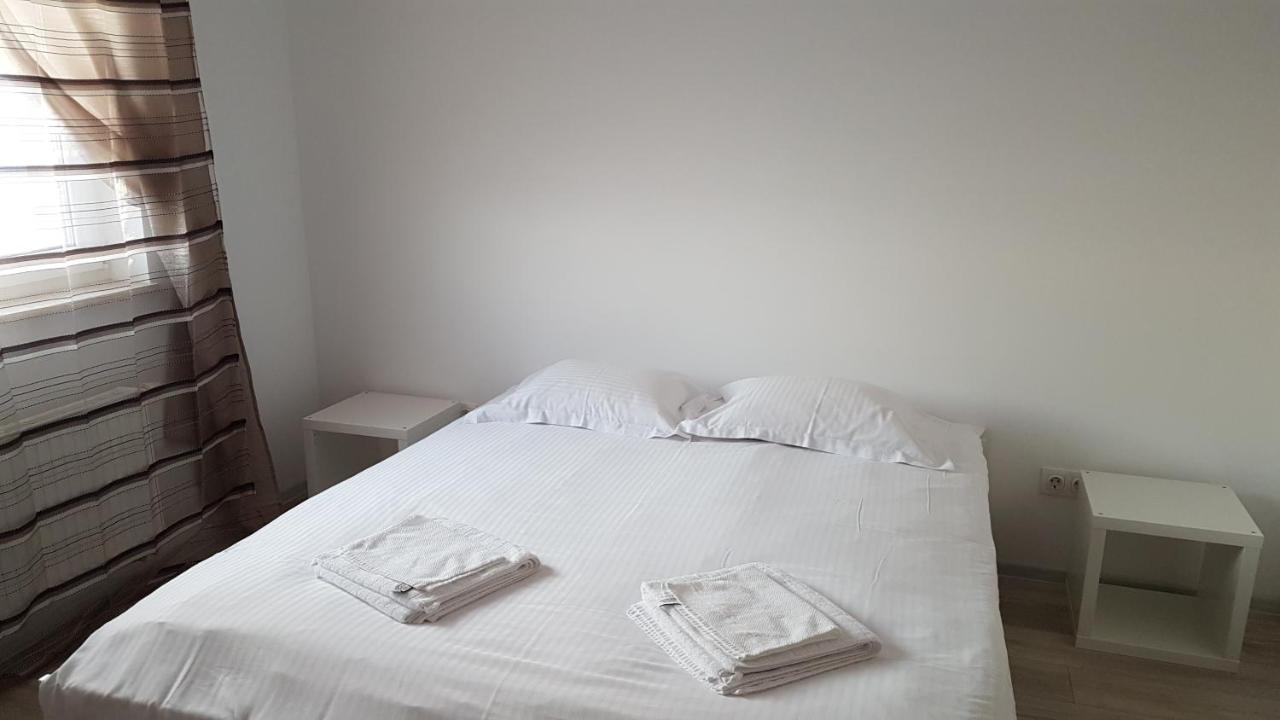 Exquisite Apartament Брашов Экстерьер фото