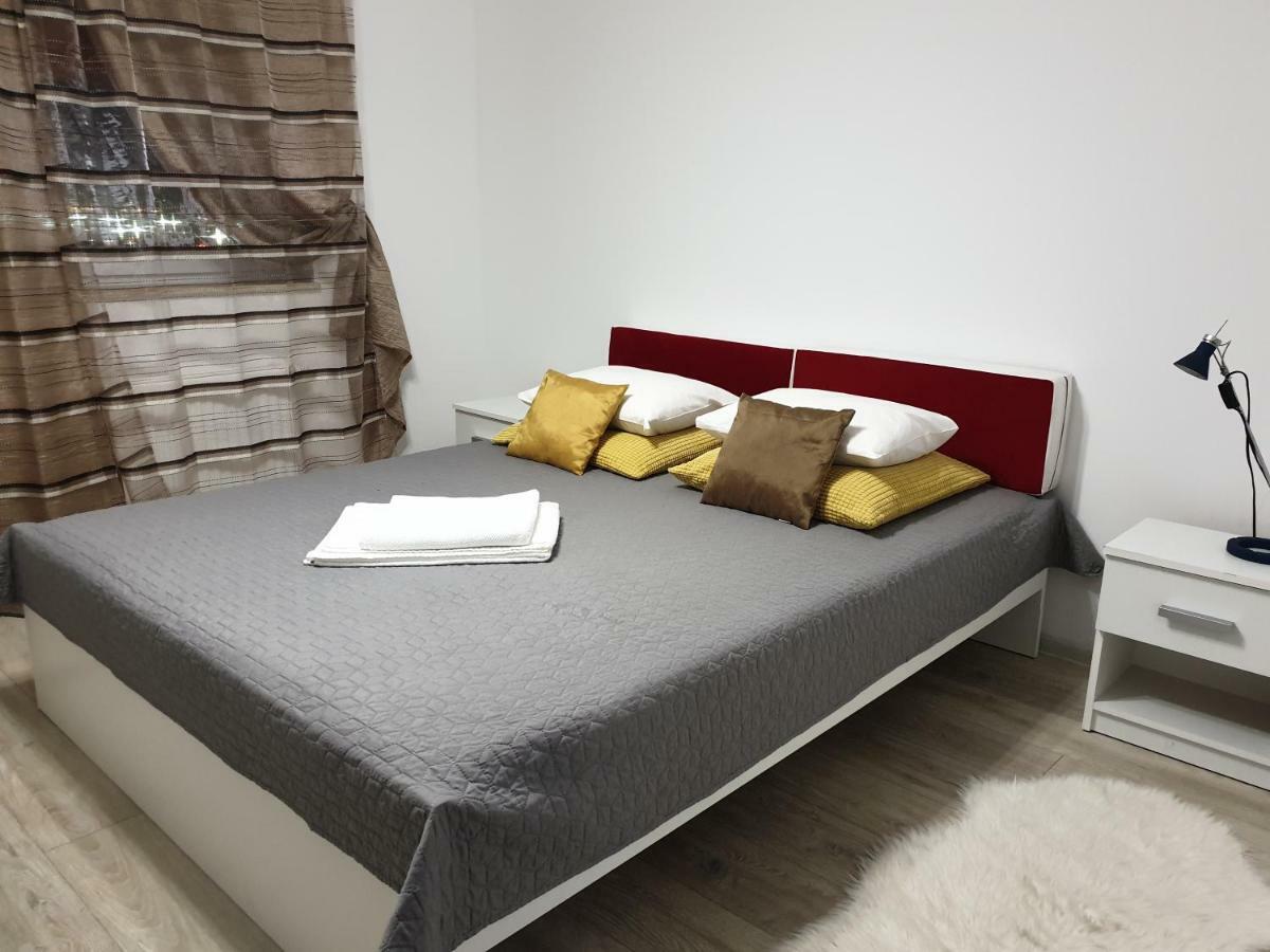Exquisite Apartament Брашов Экстерьер фото